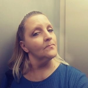 Meet your Posher, Debra